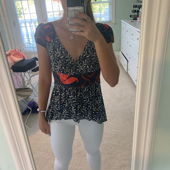 Orange and navy blouse. - Picture 3 of 4